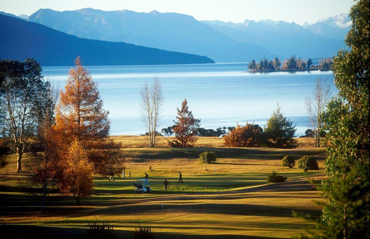 Lake Te anau