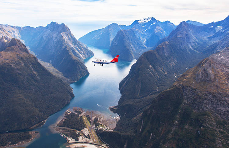 Scenic flight to Milford