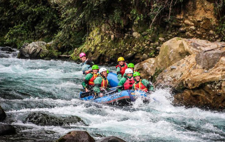 Grade 3 Rafting the Tongariro River