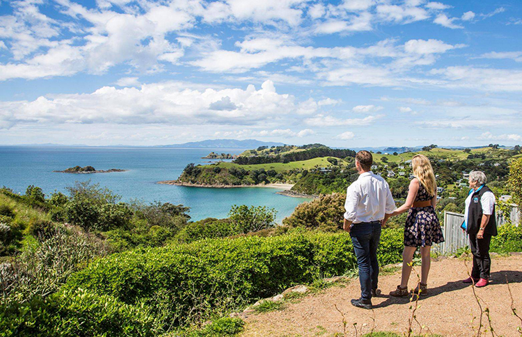 Essence Wine Tour Waiheke