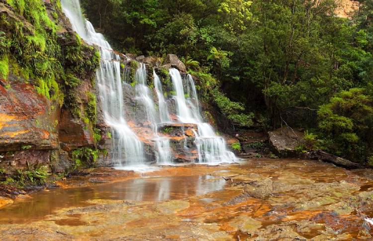 blue mountains