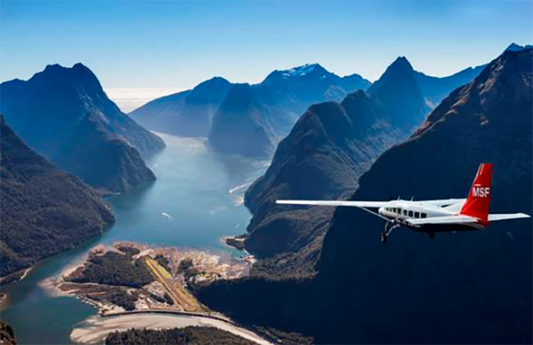 Milford Sound Fly Cruise Coach