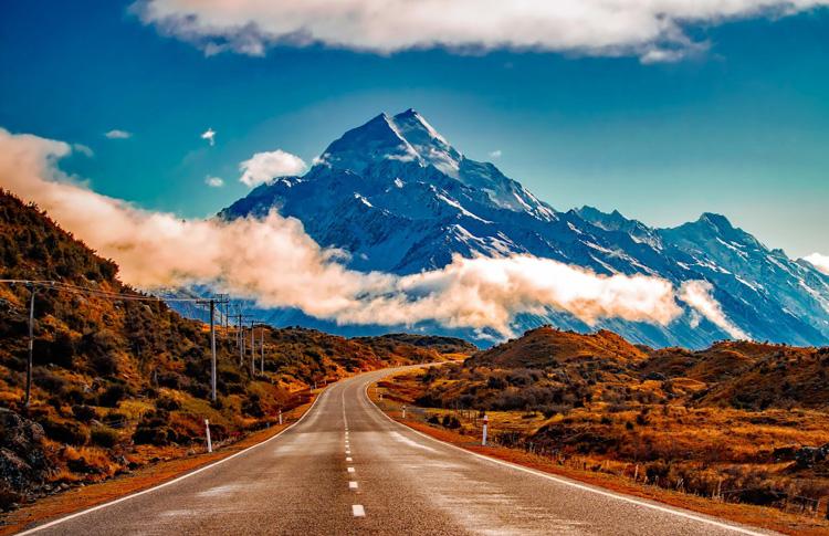 Most beautiful road in the world - drive to Mount Cook