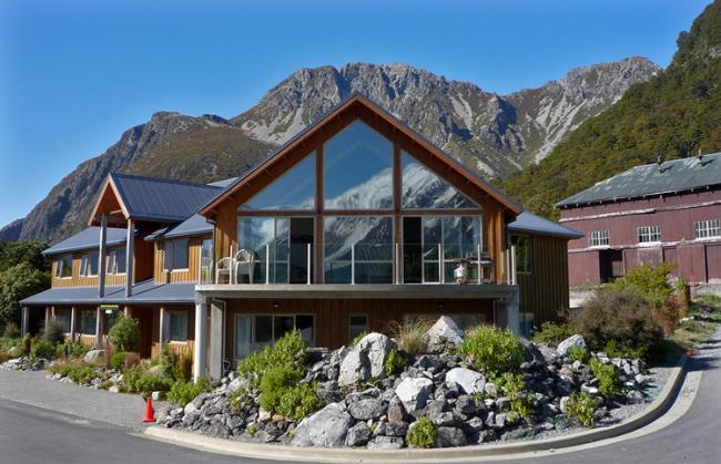 Mount Cook Alpine Lodge 
