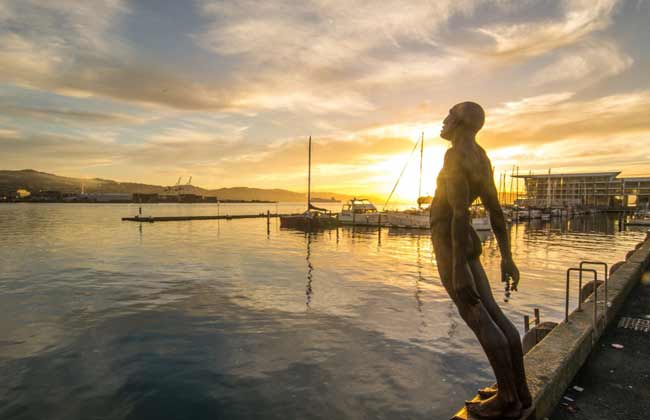 Picture of a statue on the harbour in Christchurch.