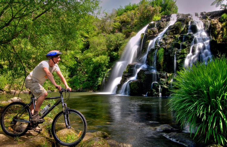 Biking the Karangahake Gorge