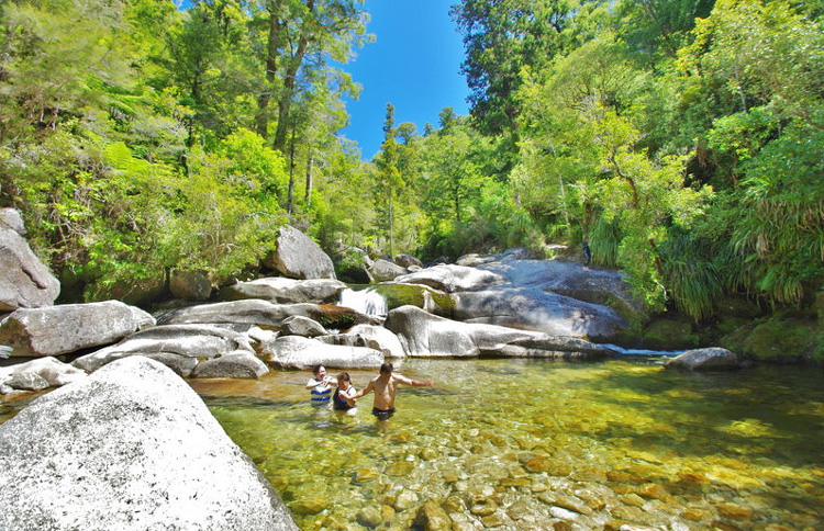 Abel Tasman Cleopatras Pool