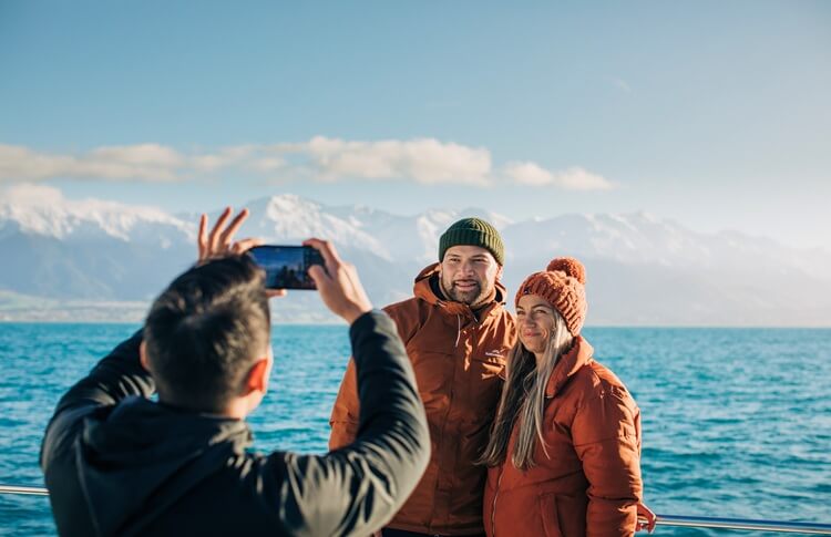 Couple in Kaikoura having photo taken