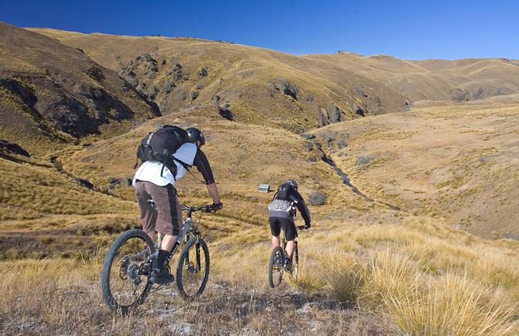 cycle tour through New Zealand