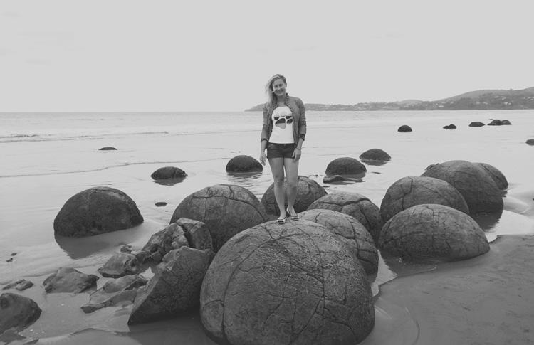  Moeraki boulders