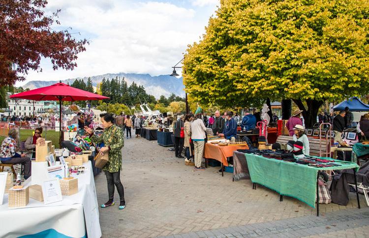 Markets in Queenstown