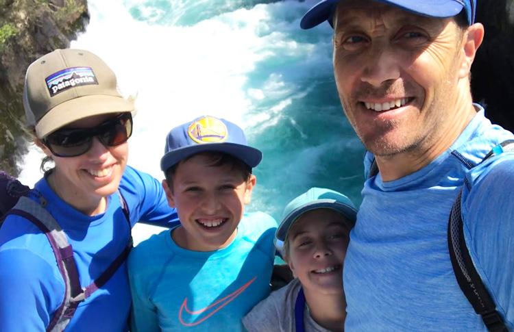 Colbys Family at Huka Falls