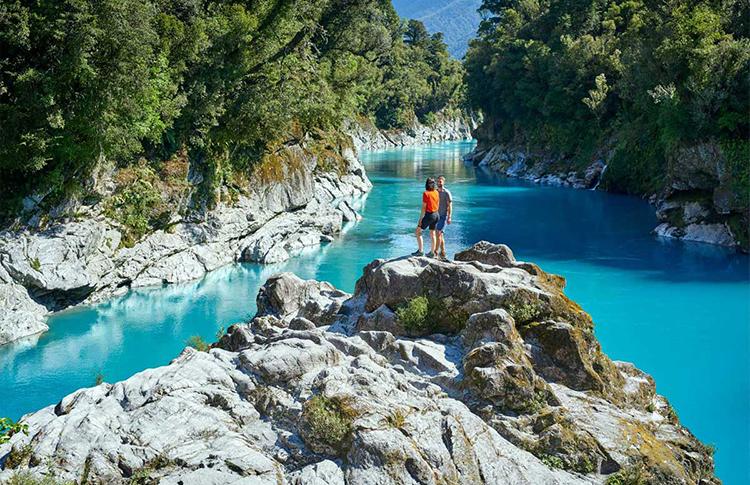 Hokitika honeymooners