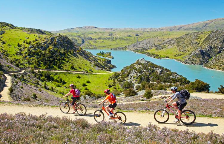 Cycling near the dammed river valleys