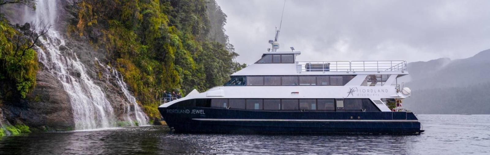 Fiordland Discovery 6 Nights Southern Fiords Itinerary