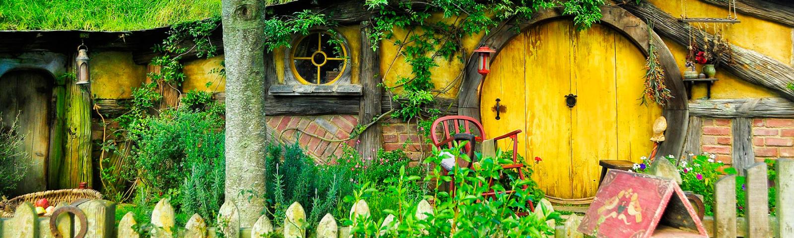 explore Hobbiton Middle Earth