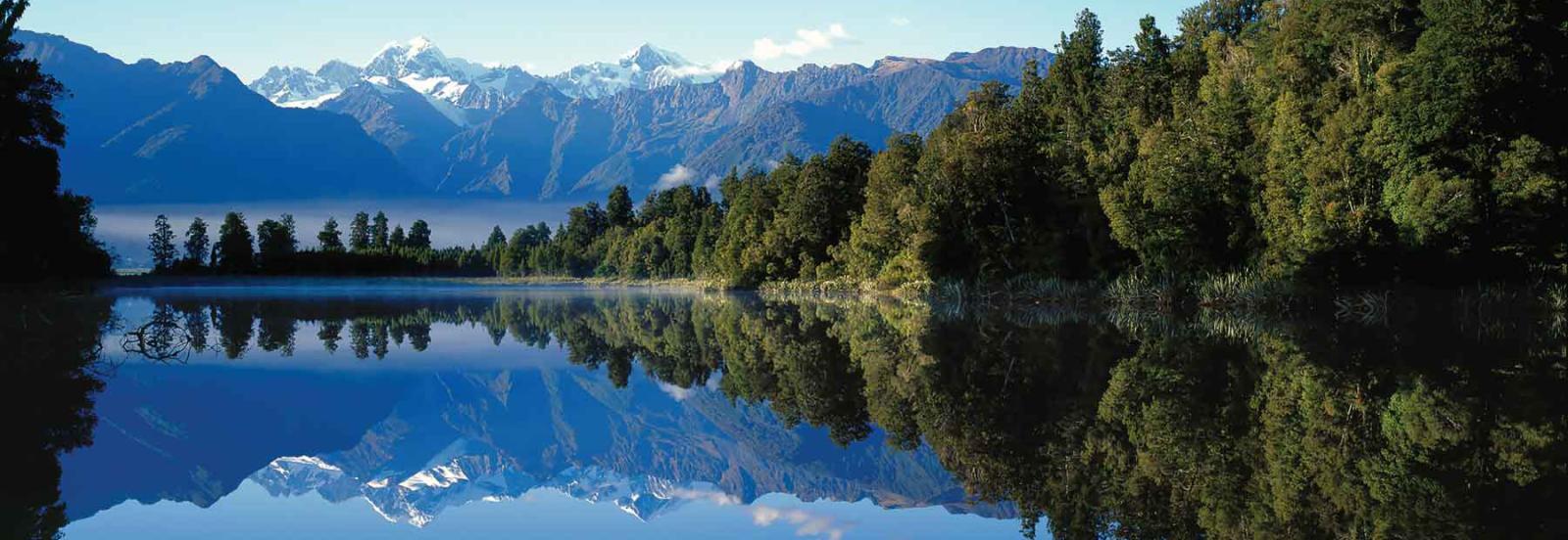 The incredable reflection of Lake Matheson on the West Coast.