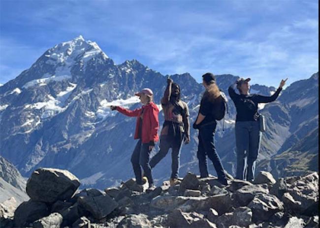 Hiking Mt Cook