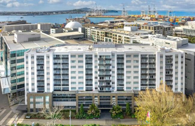 Oaks Auckland Hotel