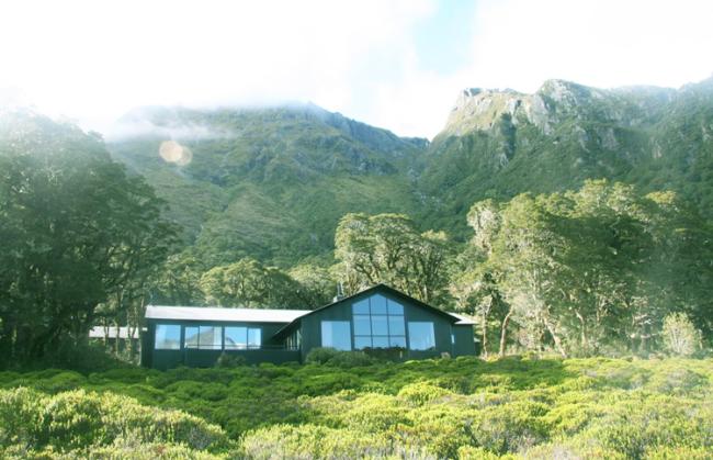 Lake Mackenzie Lodge - Routeburn Track