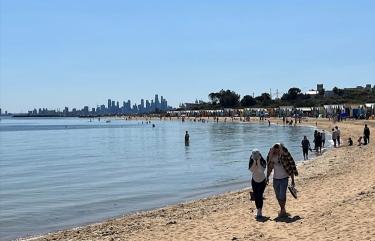 Brian Greenwood enjoying a Go West Tour in Melbourne - St Kilda Beach