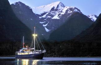 Doubtful Sound Overnight Cruise