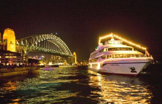 Sydney Dinner Cruise 