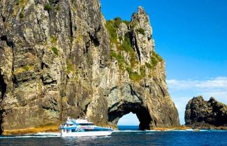 Bay of Islands Hole in the Rock