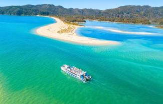 Cruising Abel Tasman National Park waters