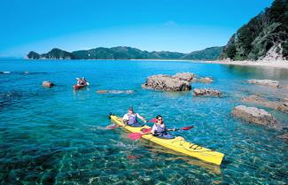 kayaking abel tasman
