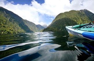 Kayking in Doubtful Sound, Fiordland National Park