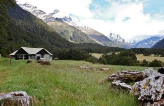 Mt Aspiring Hut