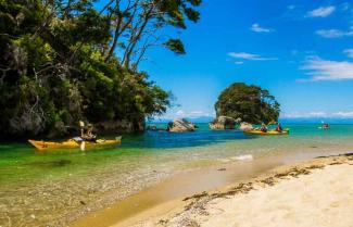 Kayaking & Walking Beautiful Abel Tasman