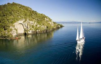 Lake Taupo on a New Zealand Exclusive Tour