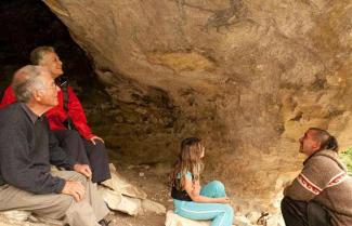 Māori Rock Art from the Ancient Moa Hunters