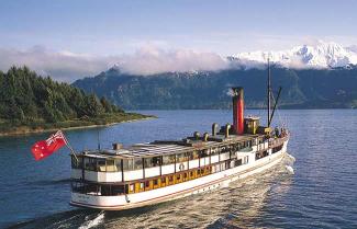 Steamboat arriving into Queenstown