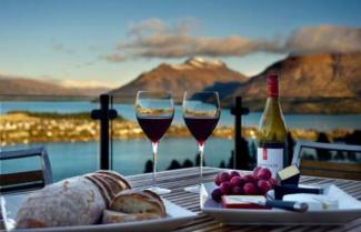 Wine tour, Queenstown New Zealand