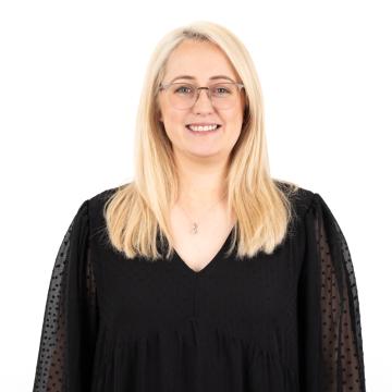 Profile picture for user Louise