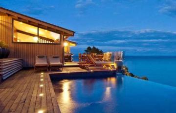 A self drive New Zealand luxury lodges tour.